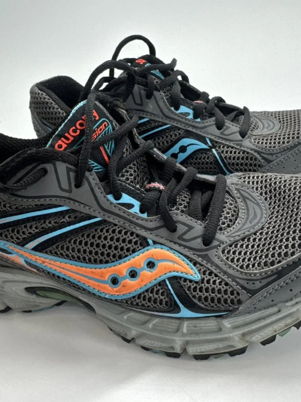 Saucony Shoes Cohesion 7 Running Sneakers Womens size 6 Gray Gym 15183-1